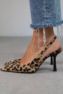 LEONORA | Elegante décolleté animalier per uno stile audace