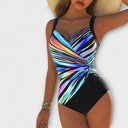 Maillot de bain tendance ultra-élastique avec détail croisé sur le devant