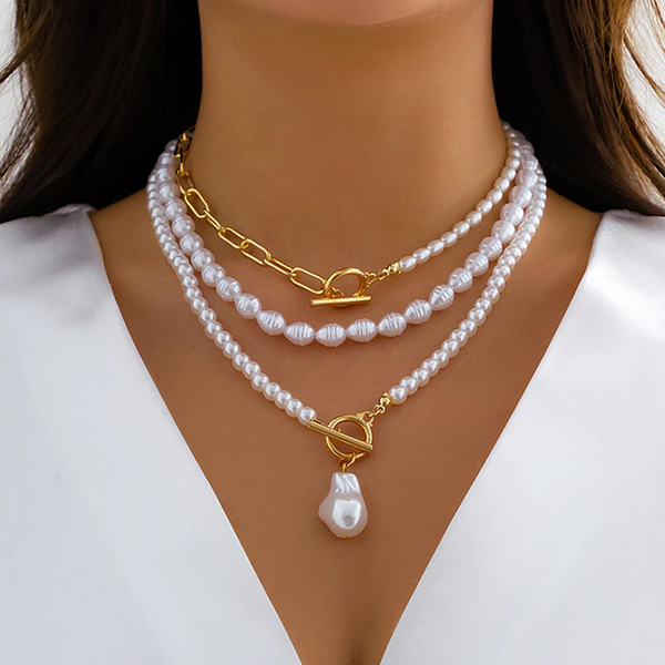 Collier vintage à plusieurs rangs de perles